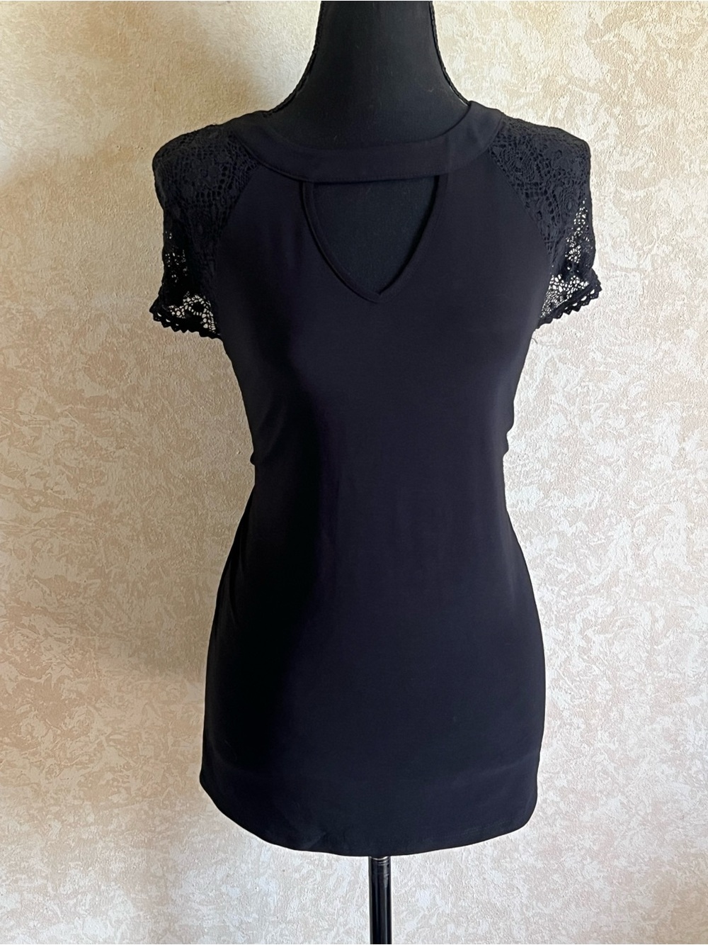 PerSeption Concept Black Lace Sleeve Keyhole Tee